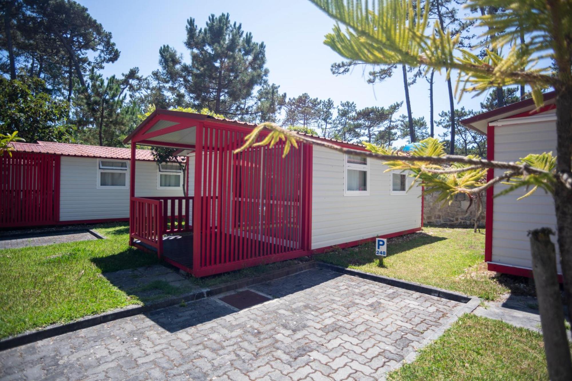 Parque De Campismo Orbitur Sao Pedro De Moel Hotel Eksteriør billede