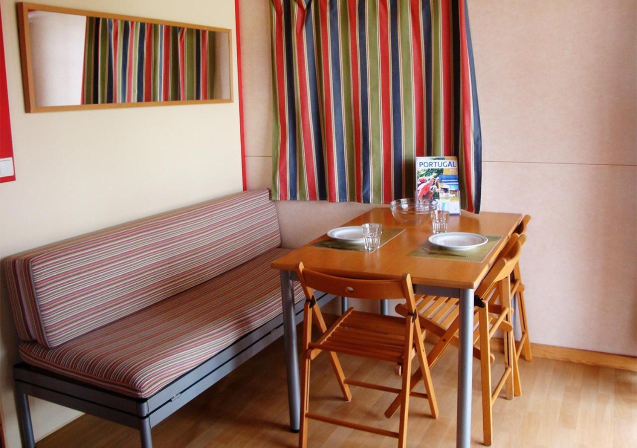 Parque De Campismo Orbitur Sao Pedro De Moel Hotel Eksteriør billede