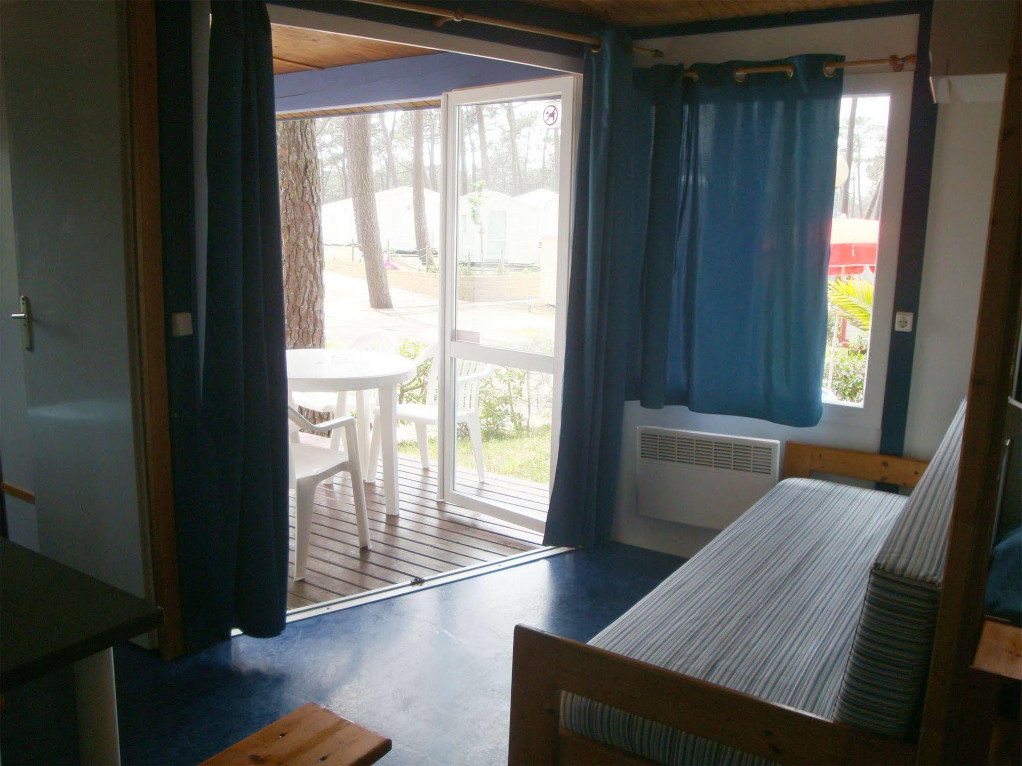 Parque De Campismo Orbitur Sao Pedro De Moel Hotel Eksteriør billede