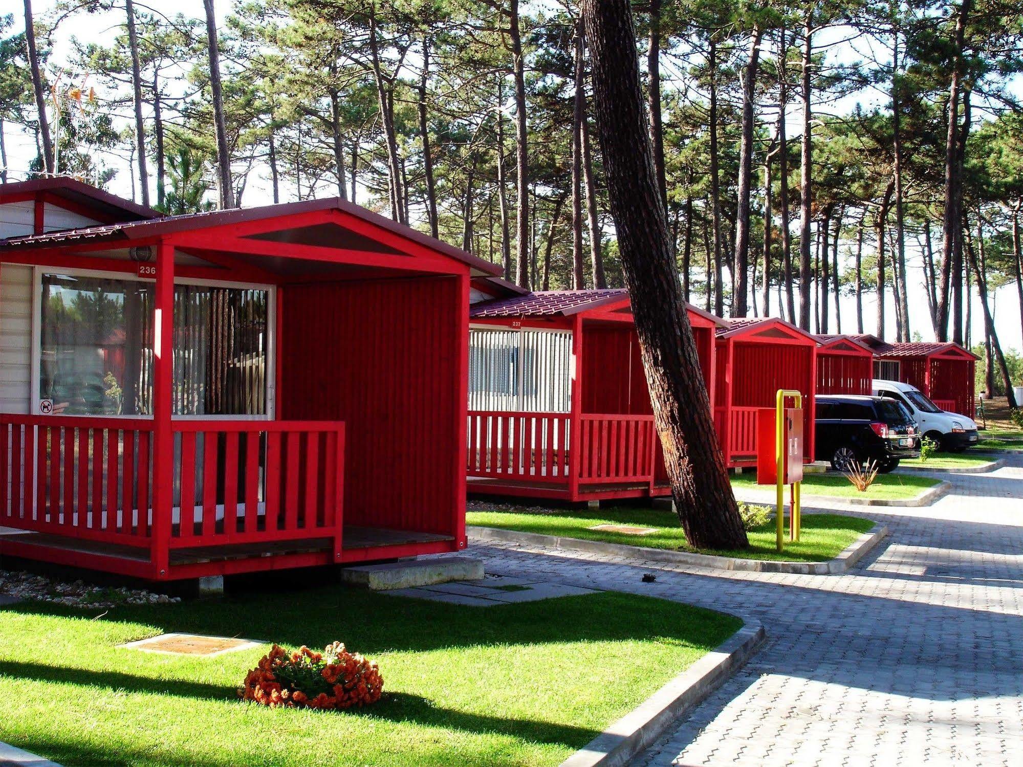 Parque De Campismo Orbitur Sao Pedro De Moel Hotel Eksteriør billede